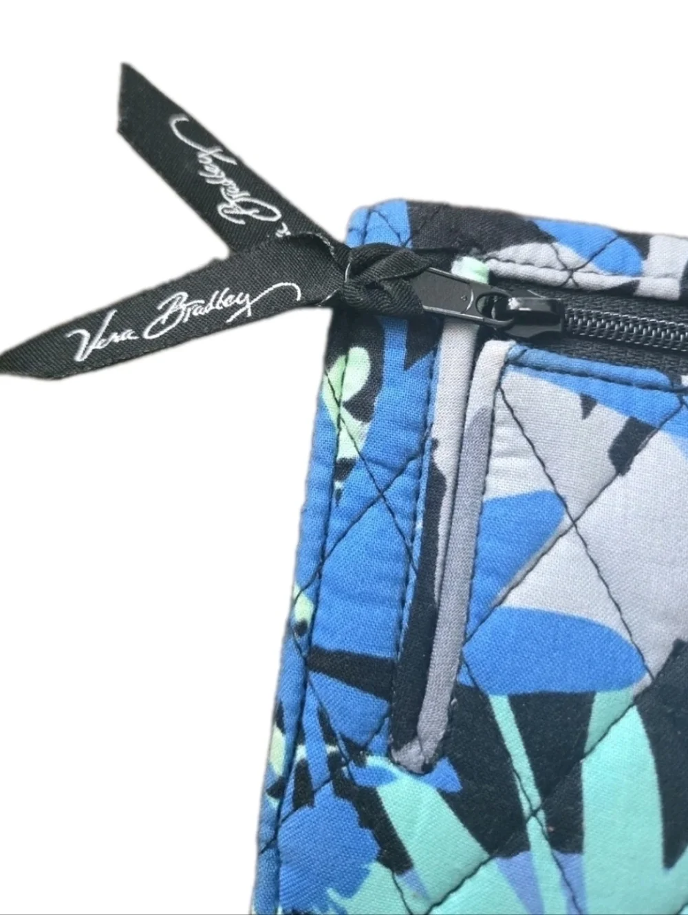 Vera Bradley Tri-fold Wallet Magnetic Closure Clutch Camofloral Retired Blue EUC - Picture 3 of 9